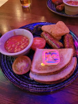  at LGW - The Flying Horse - ST in Horley