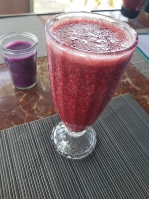 Berry smoothie at El Mirador in Panama City