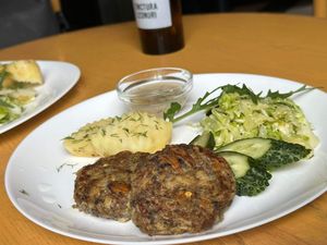 Grybų kotletai (mushroom cutlets)  at Vilties Vaistinės Arbatine in Kaunas