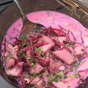 Saltibarsciai at Vilties Vaistinės Arbatine in Kaunas