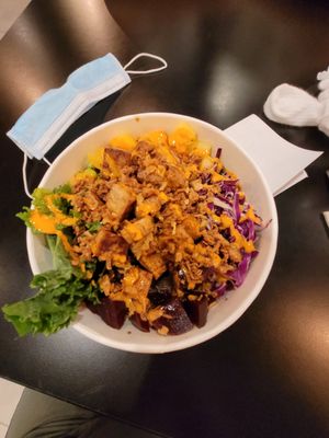 Noodles with kale, edameme, red cabbage, beetroot, pineapple,  tofu and crispy noodles at Po-K in Sliema