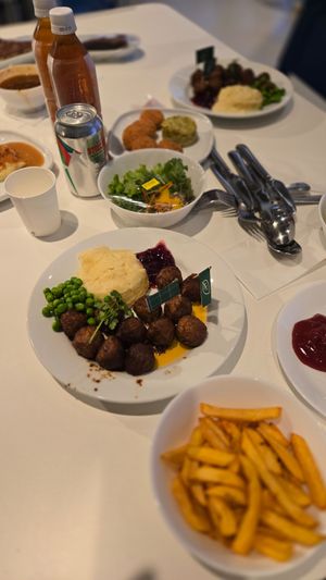  at IKEA in Nagakute