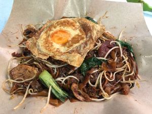 Penang Fried Kuey Teow
(Fried flat rice noodle with complementary vegan egg) at E-PACS Vegan Cafe in East Tamaki