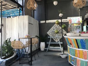 Outdoor seating at Deanna Day Spa in Seminyak