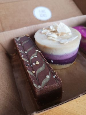 Salted Caramel und White chocolate - Berry at Plants & Cakes in Frankfurt