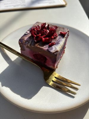 Cake (raw)  at Plants & Cakes in Frankfurt