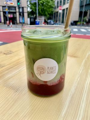 Cherry Matcha Latte 🍒   at Plants & Cakes in Frankfurt