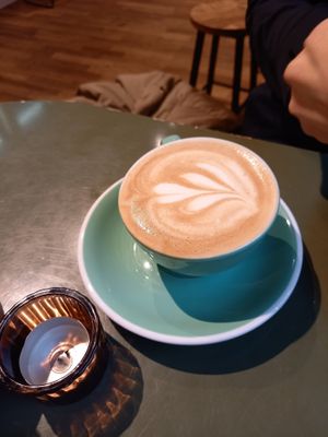 Cappucino at Plants & Cakes in Frankfurt