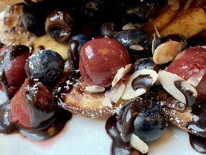 close up nom nom at Wonder Waffel - Berlin Mall in Berlin