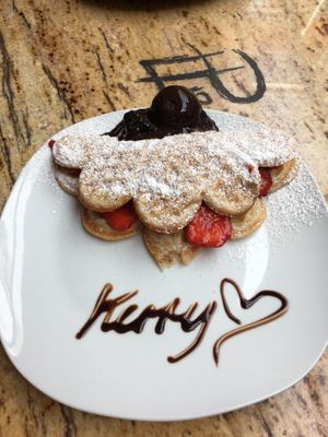Waffle with chocolate ice cream and strawberries  at Wonder Waffel - Berlin Mall in Berlin