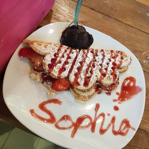 Vegan waffle at Wonder Waffel - Berlin Mall in Berlin