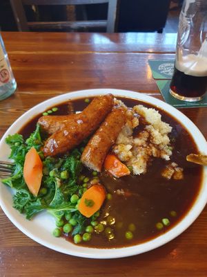 Vegan bangers n' mash at Crown & Anchor in Winchester