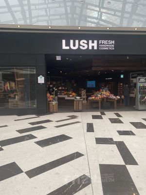 Located on Level 1 of the IFC mall  at LUSH - Yeongdeungpo in Seoul