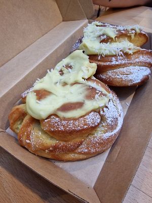 Sun buns at FRØ in Tromsoe