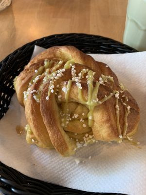 Pistachio bun at FRØ in Tromsoe