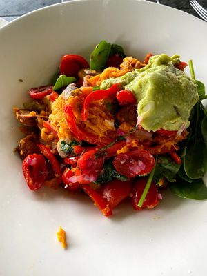  at Amberwood Lounge & Eatery in Stittsville