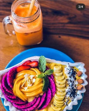 Vegan smoothie bowl at The Source Cafe in Siem Reap