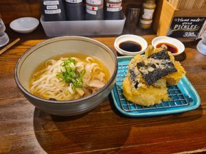 Udon noodle soup with mix vegetable tempura at Menkui Kinya in Kyoto