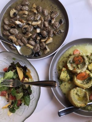 Vegan artichokes  at Amaltheia in Katerini