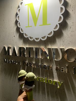 Dark chocolate, white and pistachio  at Martinucci Laboratory in Polignano A Mare