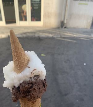 Lemon and chocolate vegan  at Martinucci Laboratory in Polignano A Mare