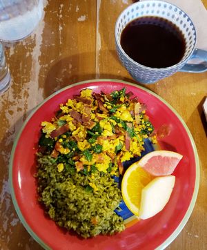 Vegan Tofu & Spinach Scramble at The Black Dog in Snoqualmie