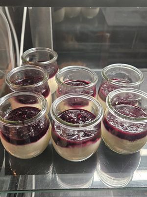 Berry Cheesecake #Veganuary at Liebling Trier in Trier