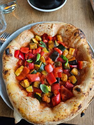 Pizza verdura ohne Käse at Liebling Trier in Trier