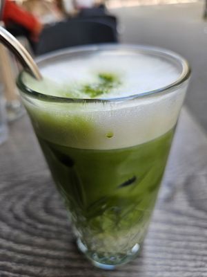 Iced Oat Matcha Latte at Liebling Trier in Trier