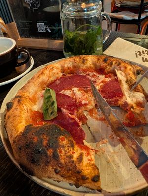 Vegan Salami Pizza at Liebling Trier in Trier