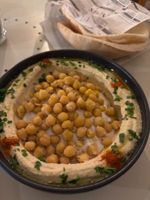 Classic hummus bowl at Akkawy in Berlin