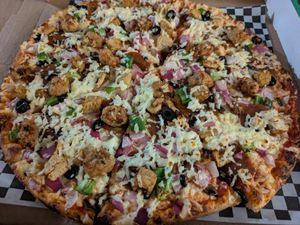 Vegan combination pizza at Pizza Twist in Kent