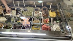 Options   at Ambaradan in Casalecchio Di Reno