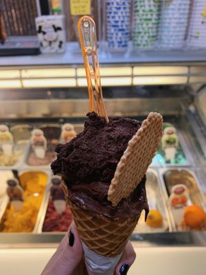 Dark chocolate and Vegan nutella! at Panna e Liquirizia in Rome