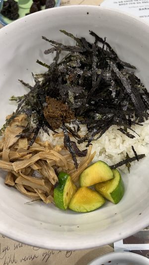 Bipimbap   at Mananim Recipe in Seoul