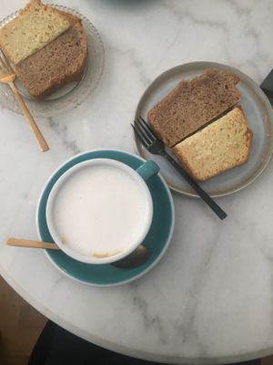 Cappuccino
Coconut cake
Orange cake at Red Velvet in Padua