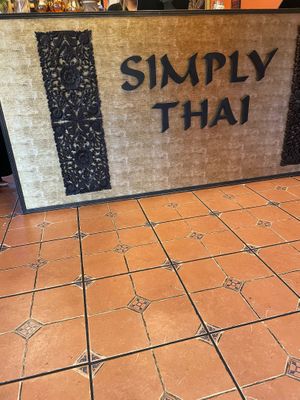 Front lobby at Simply Thai in Louisville
