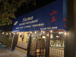 Sign clearly advertising Vegetarian  at Sumo Sushi Boat in Los Altos