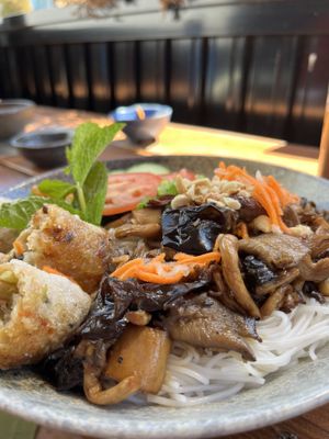   at Do Chay - Knight District in Vancouver