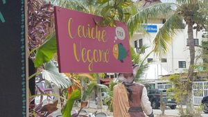 Sign at Las Robles in Puerto Morelos