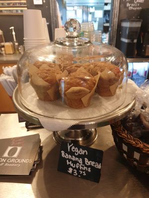 Muffin options at Common Grounds Coffee Bar in Lake Worth