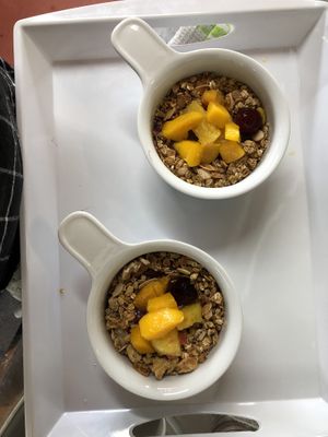 Smoothie bowls at Bistro Pointe Taylor in New Richmond