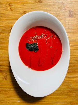 Crema de alubias, puerro y remolacha.  at 3 4 4 in Alicante