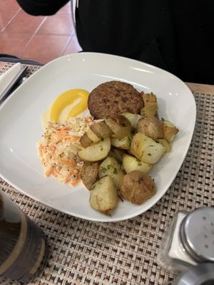 Beyond burger   at Makalu Veggie in Alicante