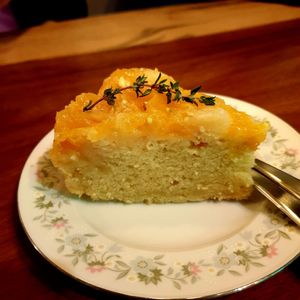 orange cake at Diner Jackie 다이너재키 in Seoul