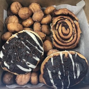 My score of vegan sugary sweetness at Pizzeria 1081 & Bakery in Akron