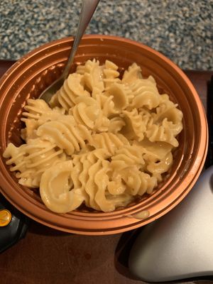 Vegan Mac n cheese they cook made to order in a skillet. Yummy and garlicky   at Pizzeria 1081 & Bakery in Akron