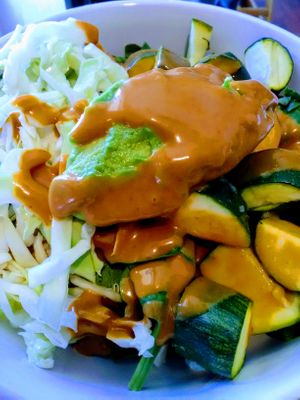 Thai bowl  at EARTH in Twain Harte