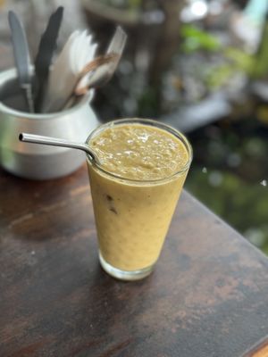 Mango and banana lassi  at Cafe Zen in Negombo