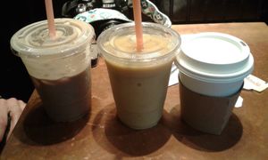Smoothie and coffes at The Green Bean Cafe in New York City
